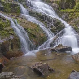 Shelving Rock Falls