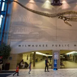 Milwaukee Public Museum