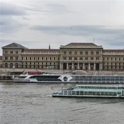 Legenda Sightseeing Boats