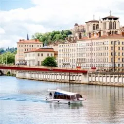 Les Bateaux Lyonnais