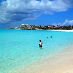 Mullet Bay Beach (St. Maarten)