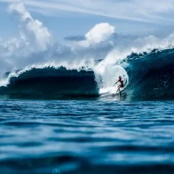 Tahiti Surfing