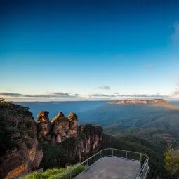 Take a day trip to the Blue Mountains