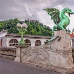 Dragon Bridge (Zmajski most)